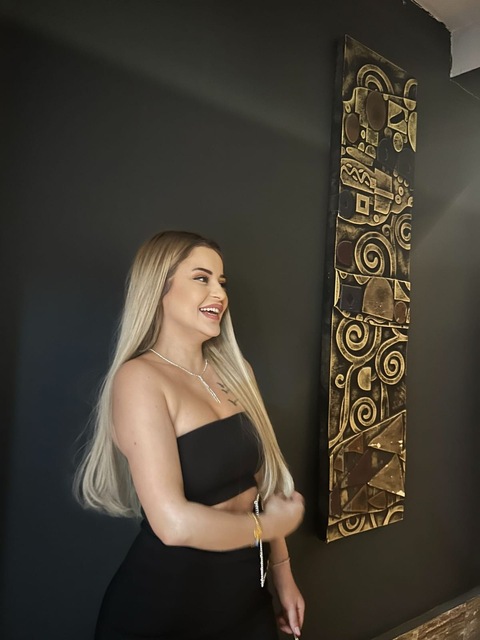 Antalya Escort Mercan: adlı üyenin ilan profil fotoğrafı